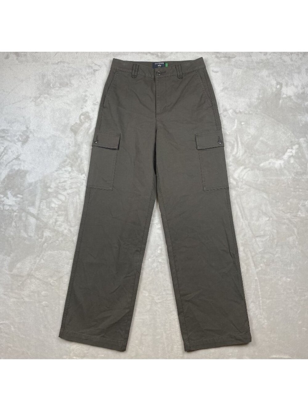 Dockers Womens Utility Cargo Pants Size 27 Green Wrinkle-Free Relaxed Fit
